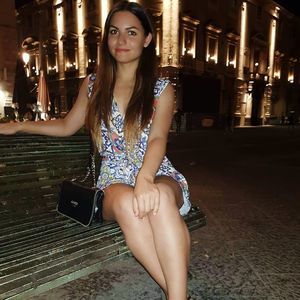 Meet your Posher, Oriana